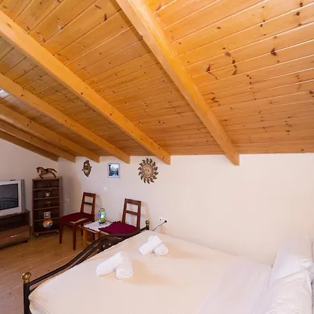 Monica Holiday home Nea Tiryntha