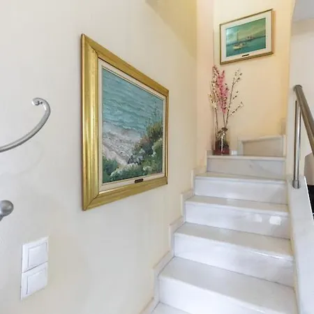 Monica Holiday home
