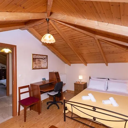 Monica Holiday home Nea Tiryntha